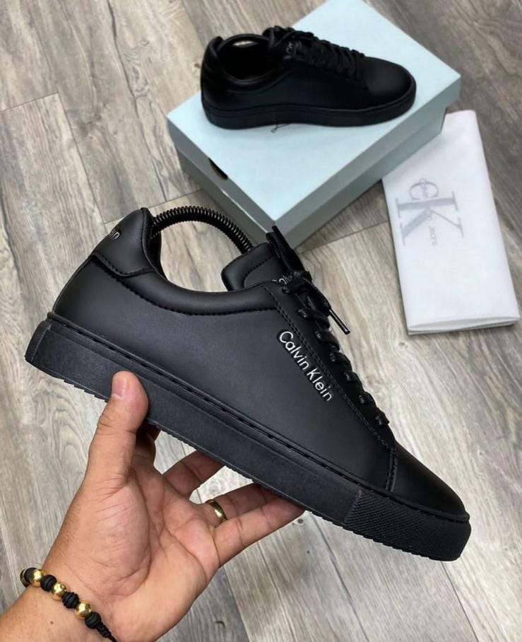 CALVIN KLEIN - PURE - NEGRA