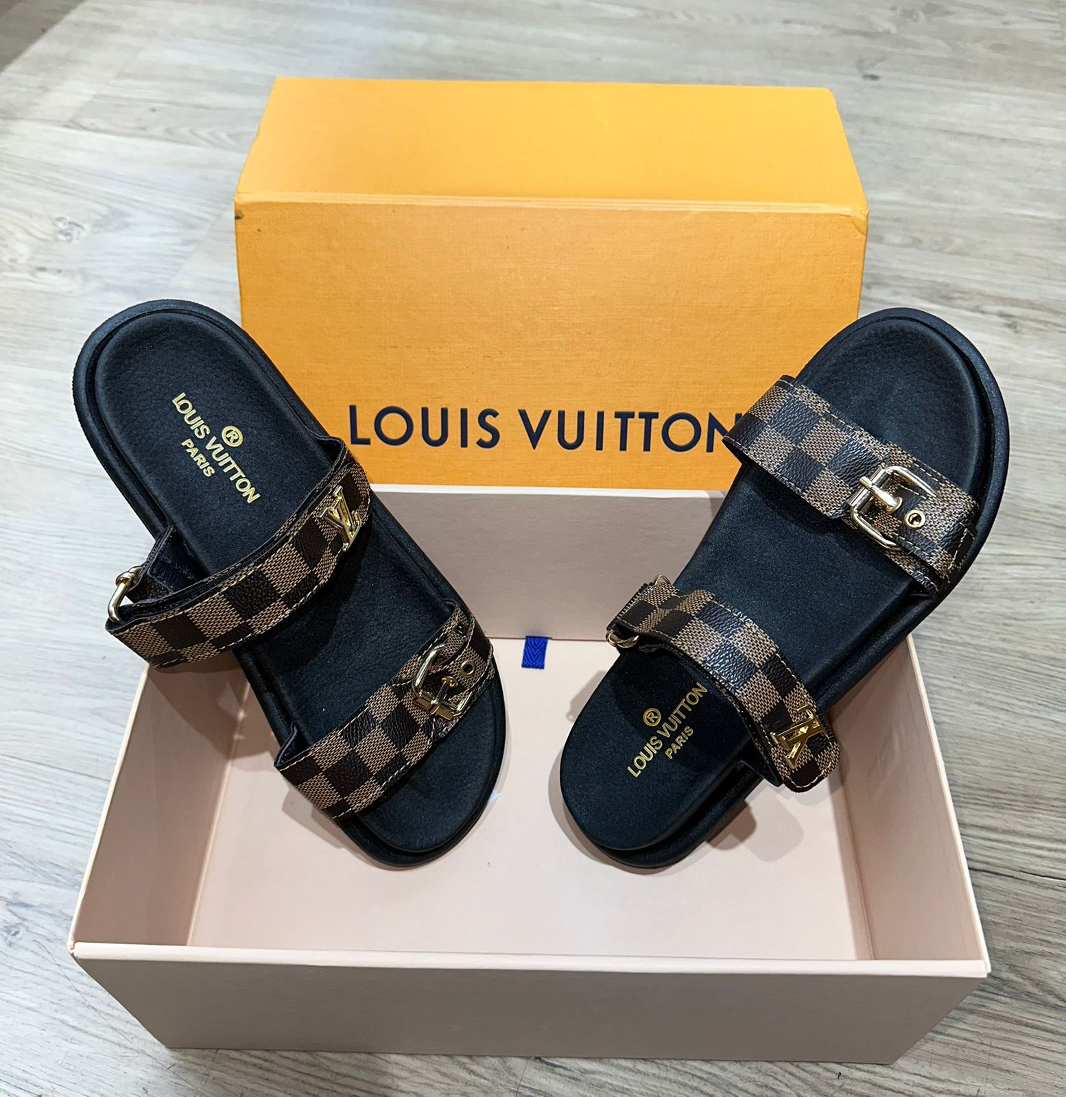 LOUIS VUITTON - SANDALIAS - MARRON